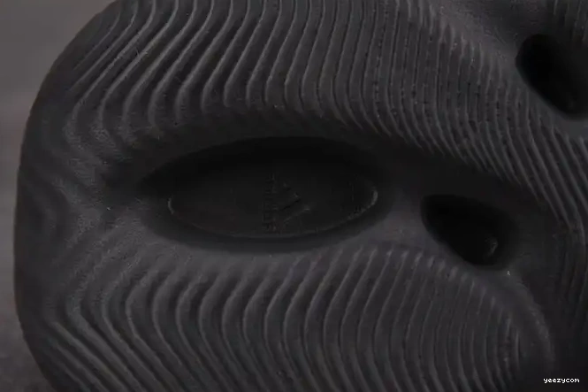 Onyx HP8739 Foam Adidas RNNR Yeezy 0430